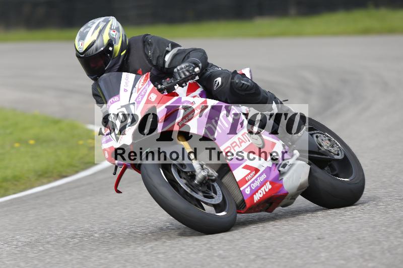 /Archiv-2025/53 16.09.2025 Track Day Domi Aegerter ADR/Gruppe gruen/70